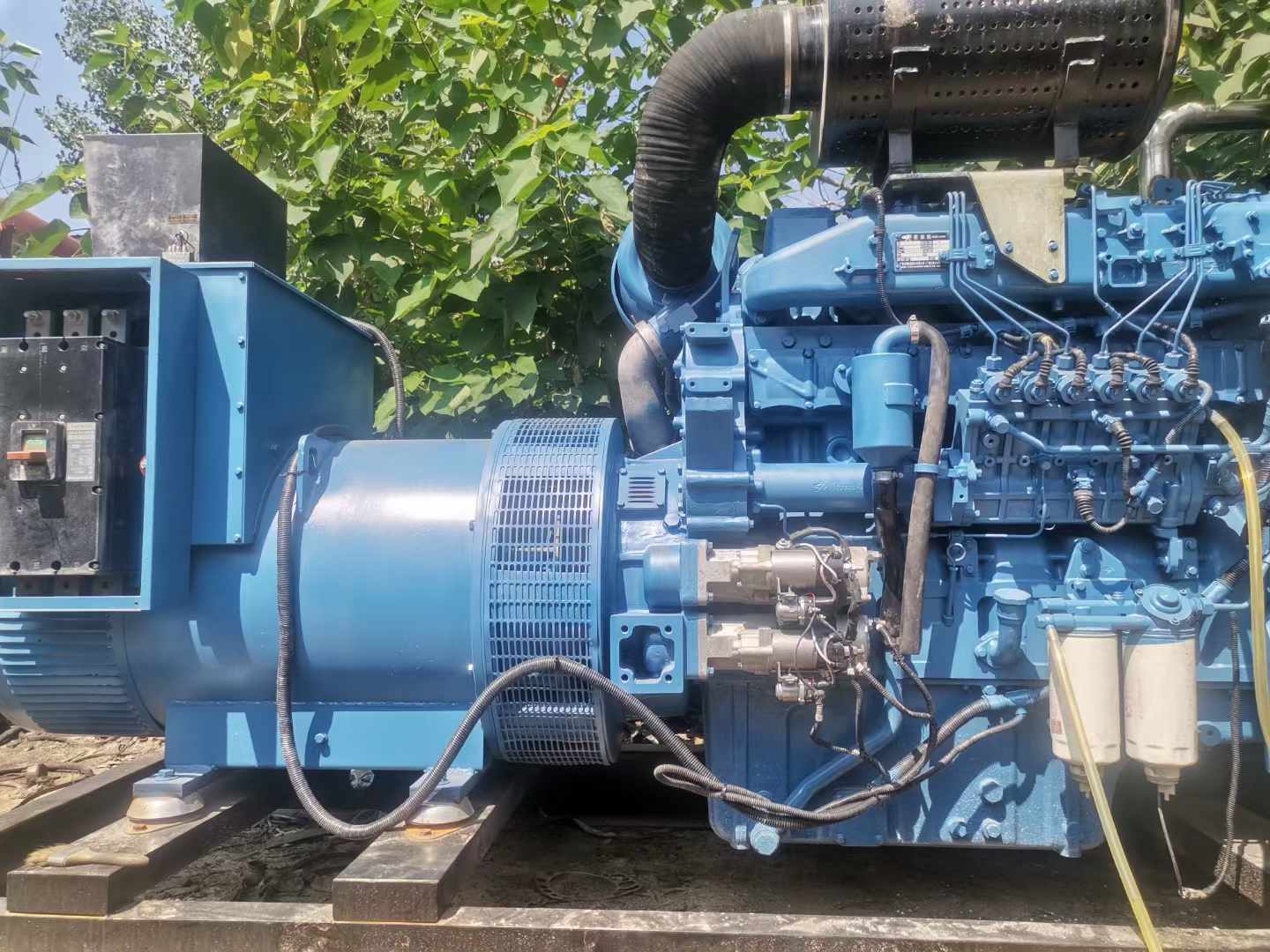 安仁详细说明降低 800kW 柴油发电机输出电流波动的方法