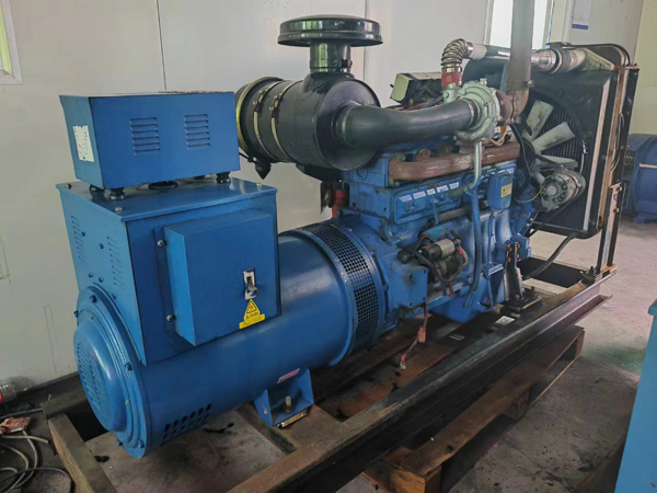 安仁100kW柴油发电机组使用多级机油有哪些优缺点？